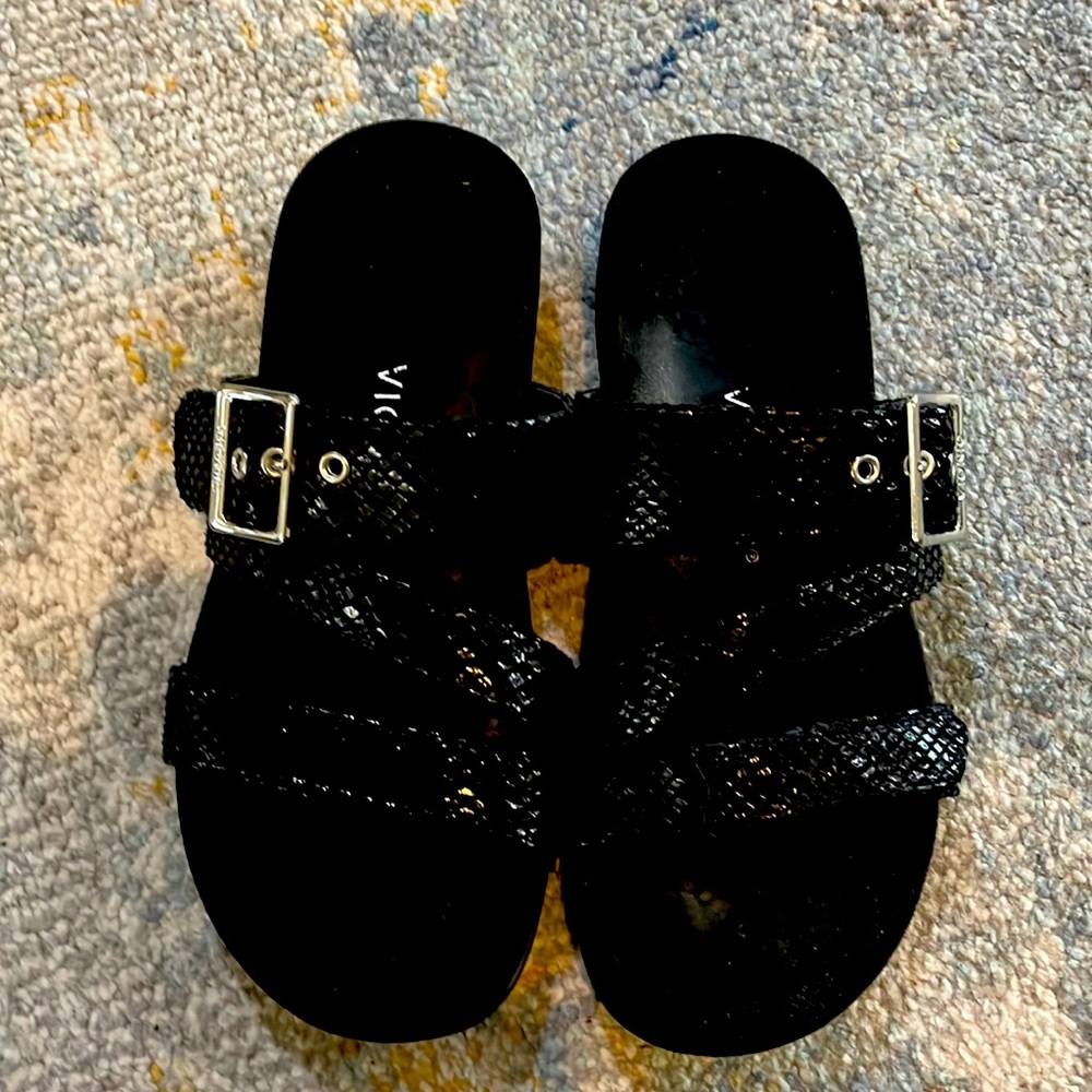 Vionic Skylar - Women's Adjustable Slide Orthotic Sandal (Worn with Care)